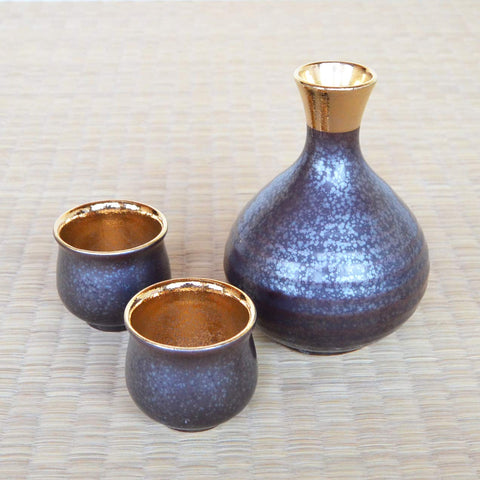 Arita Ware Sake Set Japan: 1 Tokkuri Bottle 2 Ochoko Cups Crystal Gold Ceramic